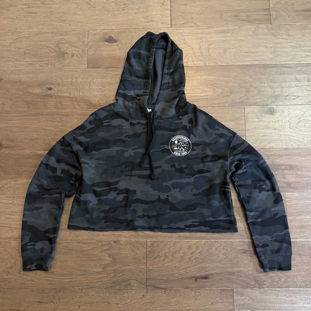 Independent Trading Co Breckenridge Camo Cropped Hoodie Womens Medium Black Gray